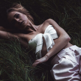 Apaszka Ważka 90 x 90 cm